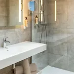 Mercure Toulouse Aeroport Hotel *