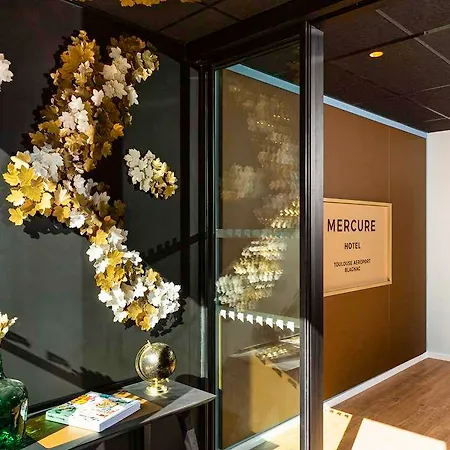 Mercure Toulouse Aeroport فندق بلانياك