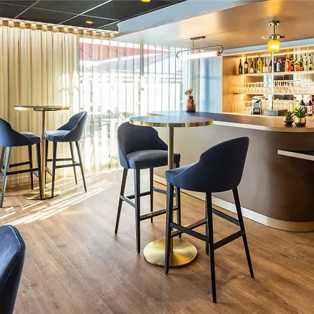 Mercure Toulouse Aeroport Hotel *